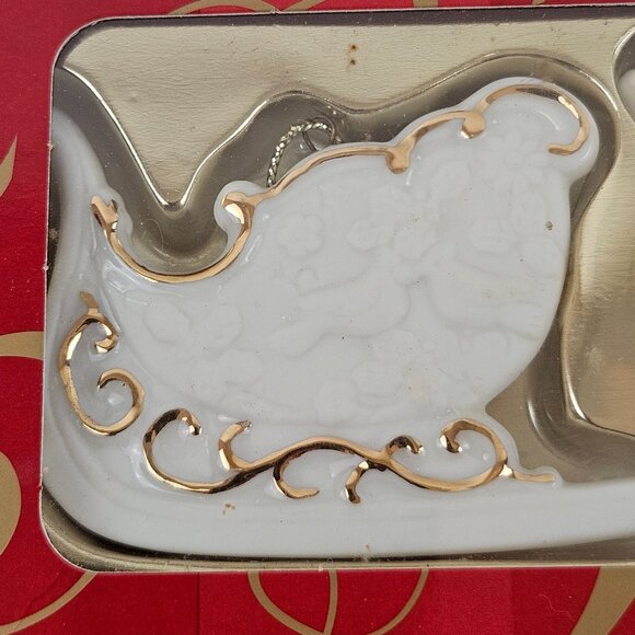 Avon Exclusive Porcelain Ornament Gift Set 24K Gold Accents Angel Sleigh Wreath - Picture 2 of 8